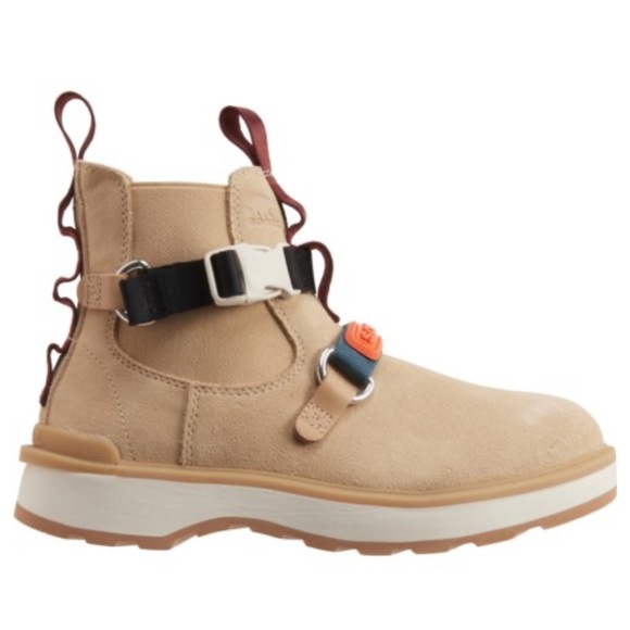 NEW🤍SOREL Hi-line EQ Chelsea Boot in Ceramic, Chalk - Picture 4 of 13